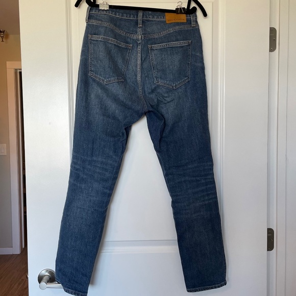 Aritzia Denim Forum Women’s Slim Jeans Medium Wash - Picture 4 of 5